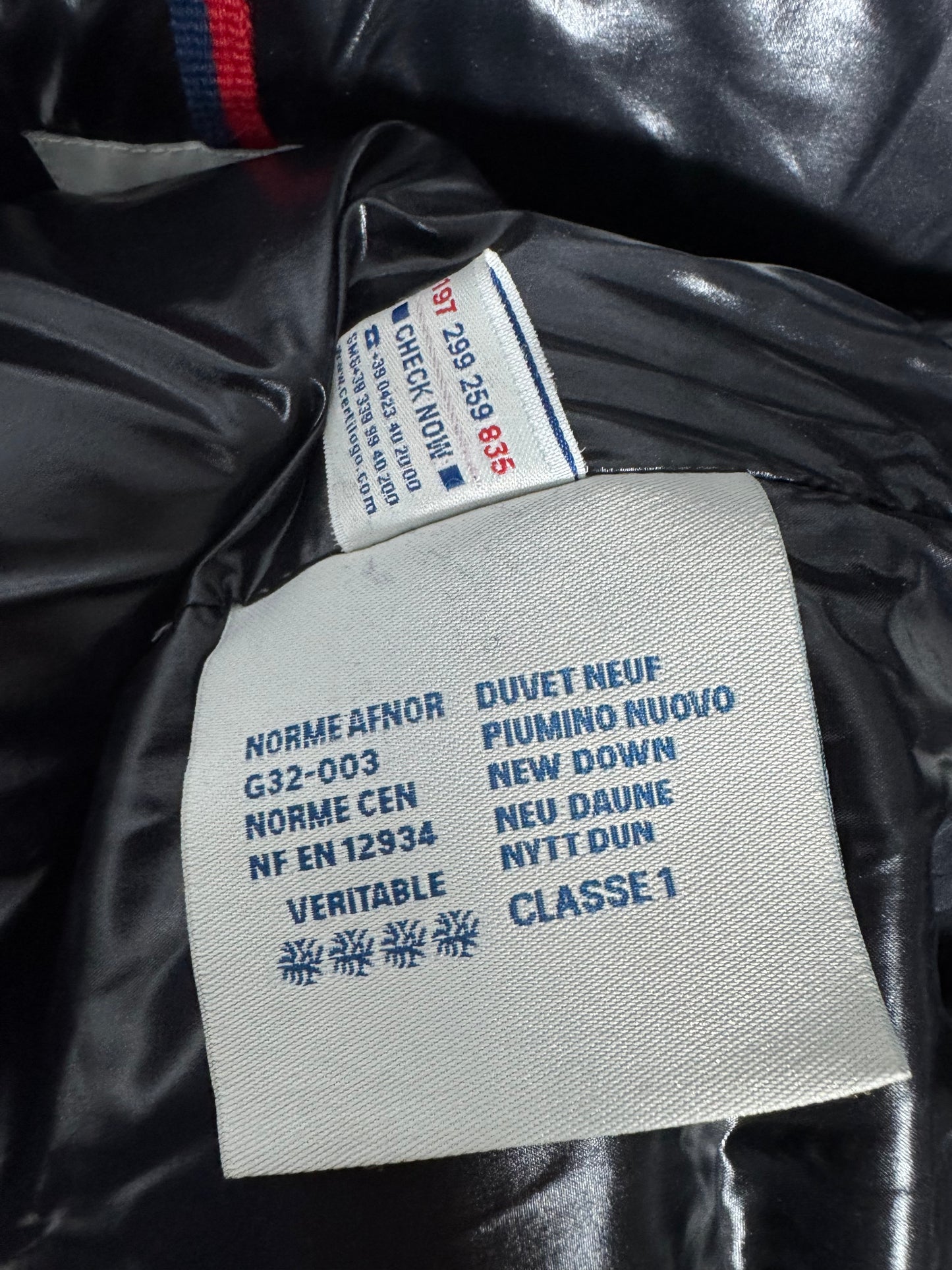 Moncler Cheval Gilet - Size 7