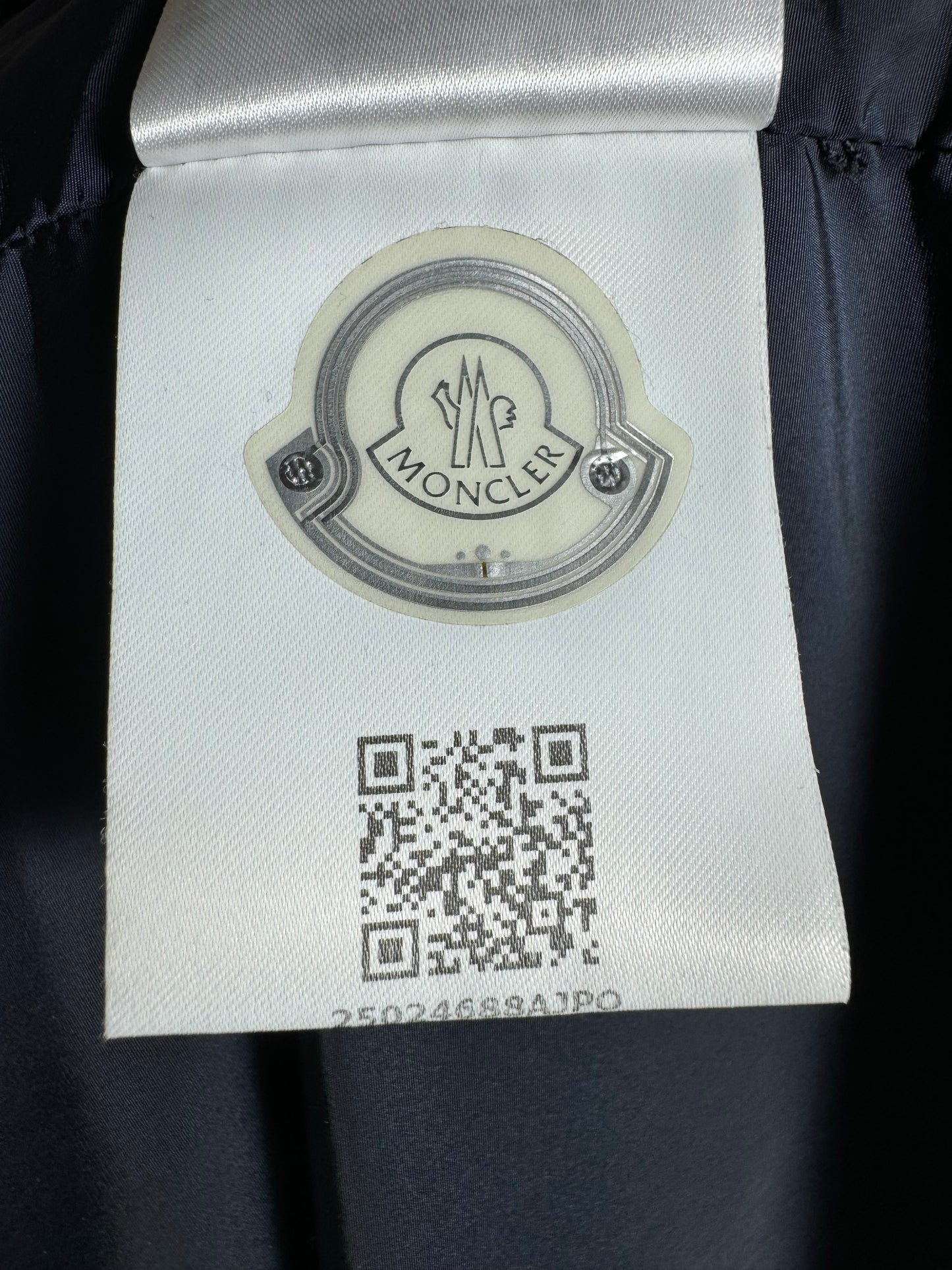 Moncler Goulier Jacket - Size 5