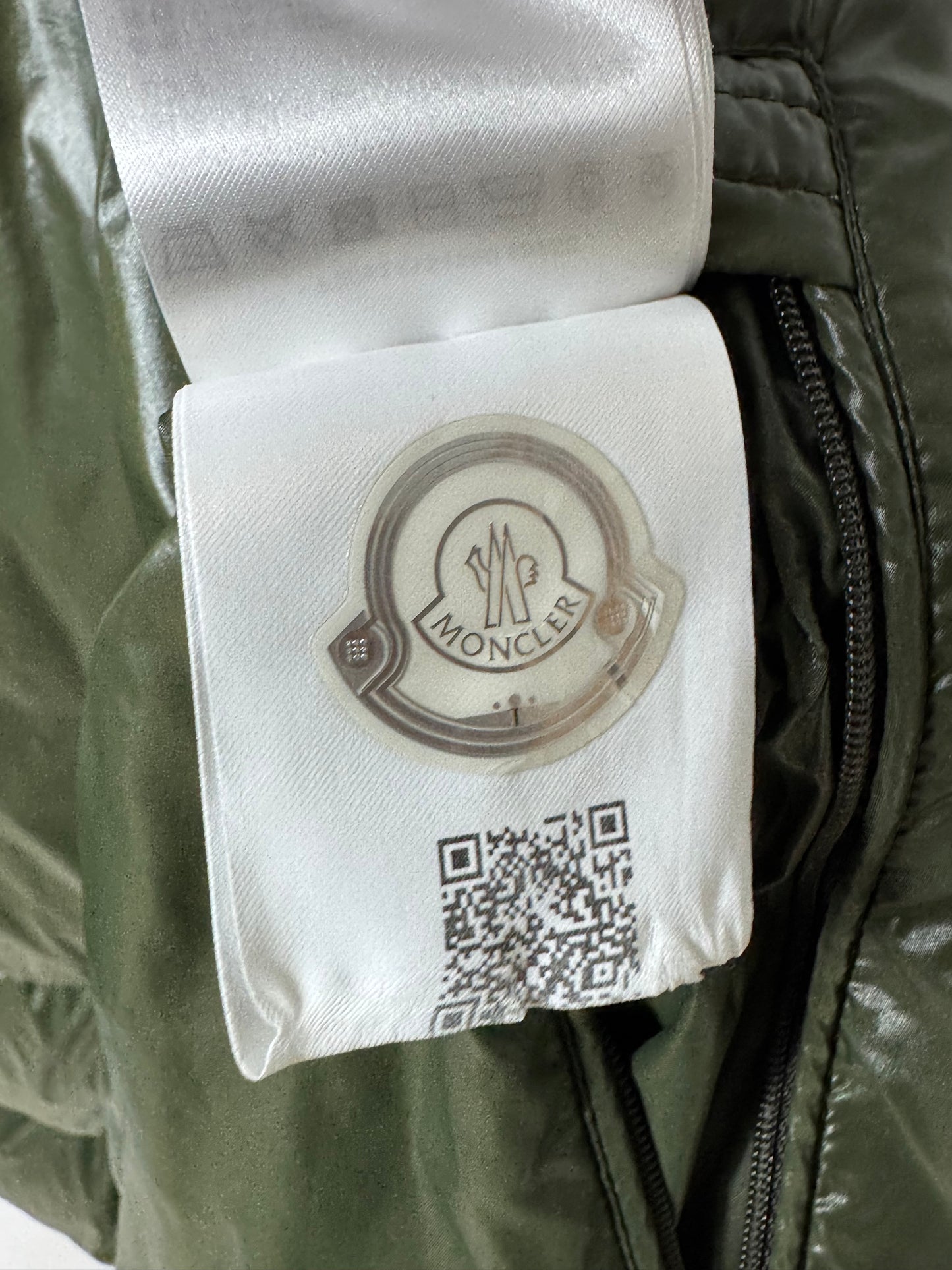 Moncler Ecrins Jacket - Size 4