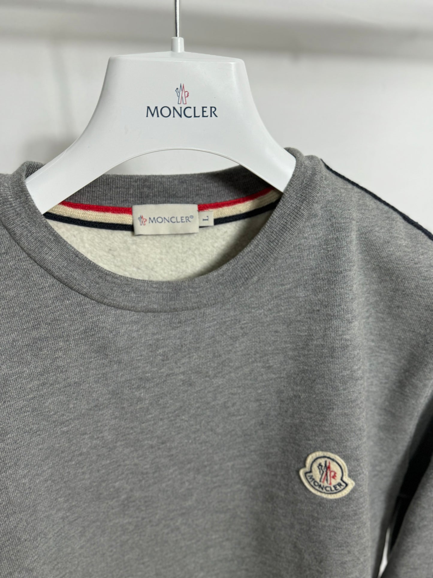 Moncler Crewneck - Size L