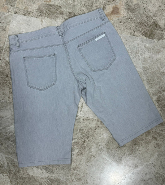 Prada Shorts - W32