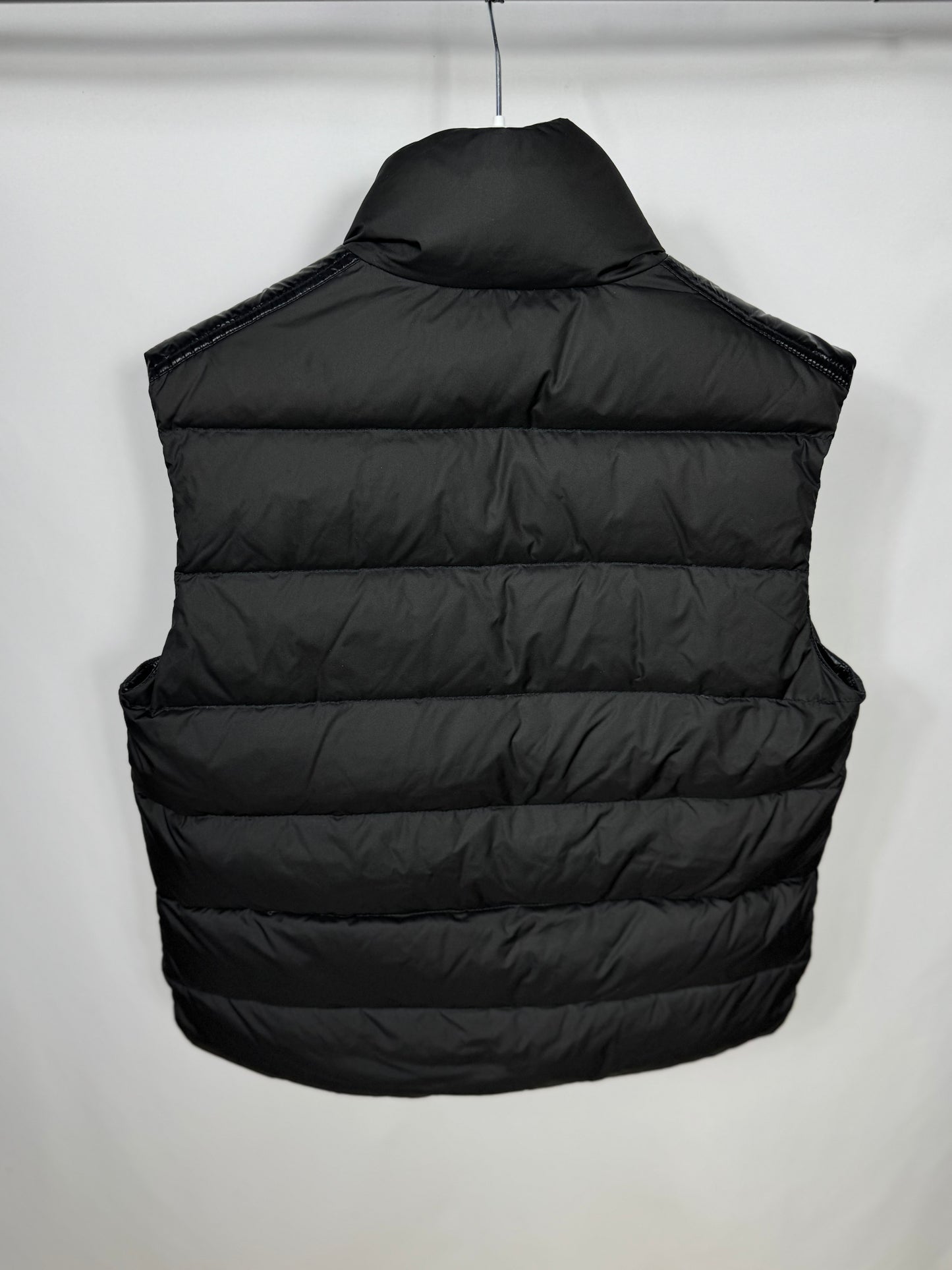 Moncler Cheval Gilet - Size 3