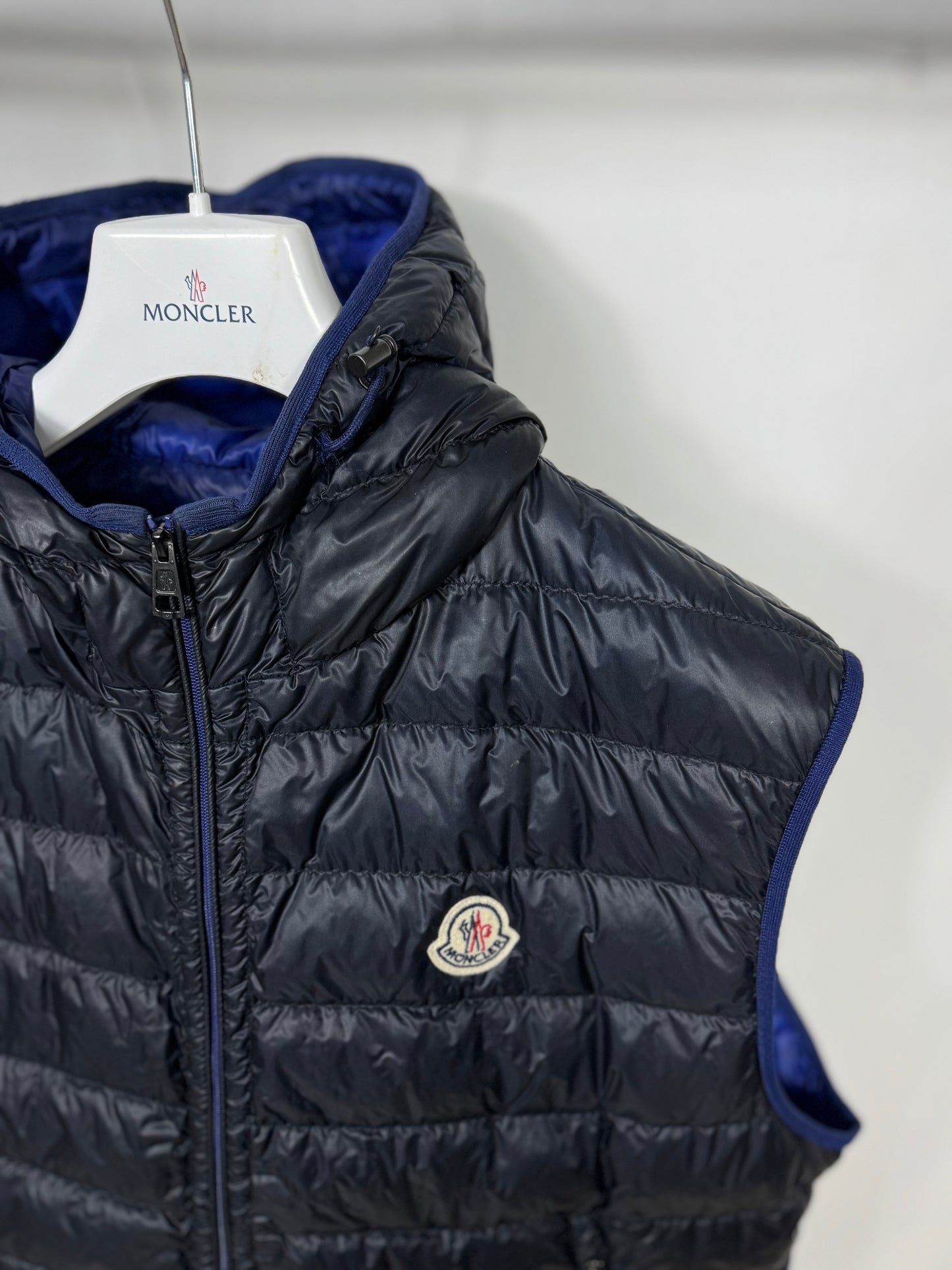 Moncler Morellet Gilet - Size 6