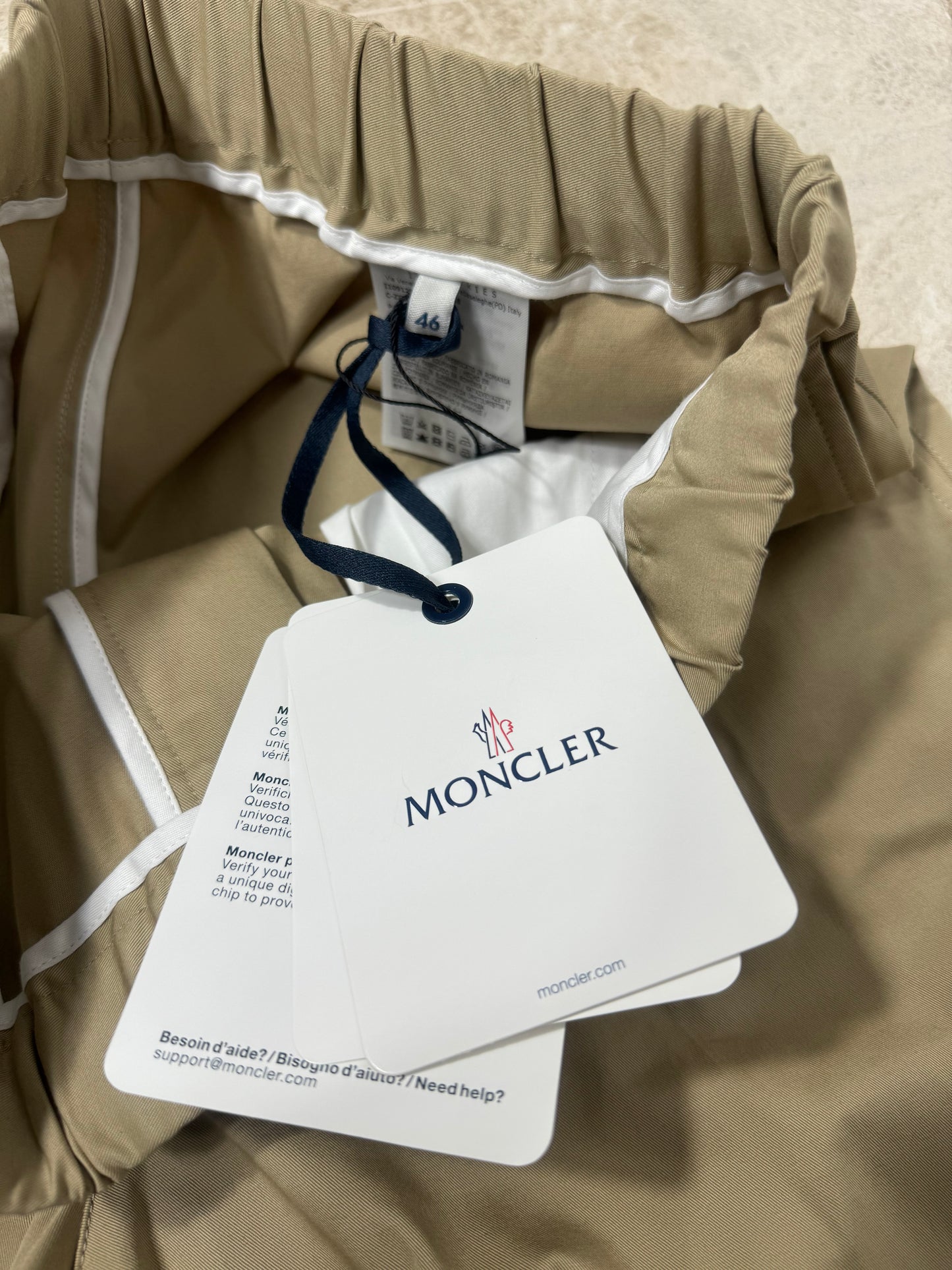 Moncler Cotton Shorts - Size W30