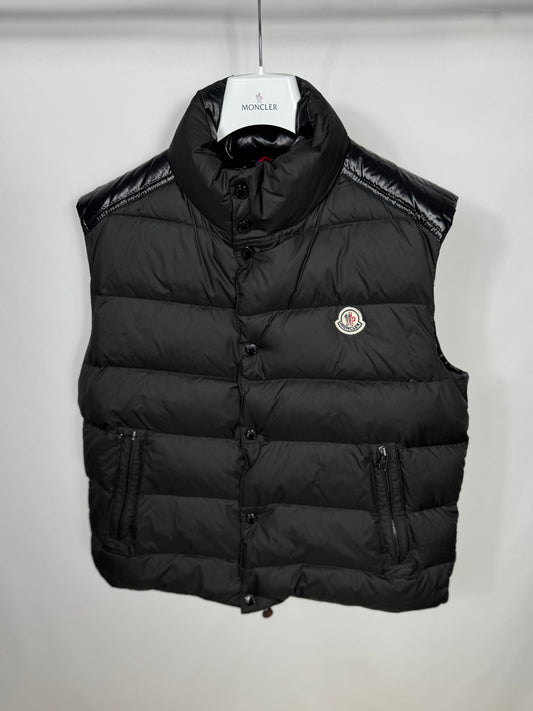 Moncler Cheval Gilet - Size 3