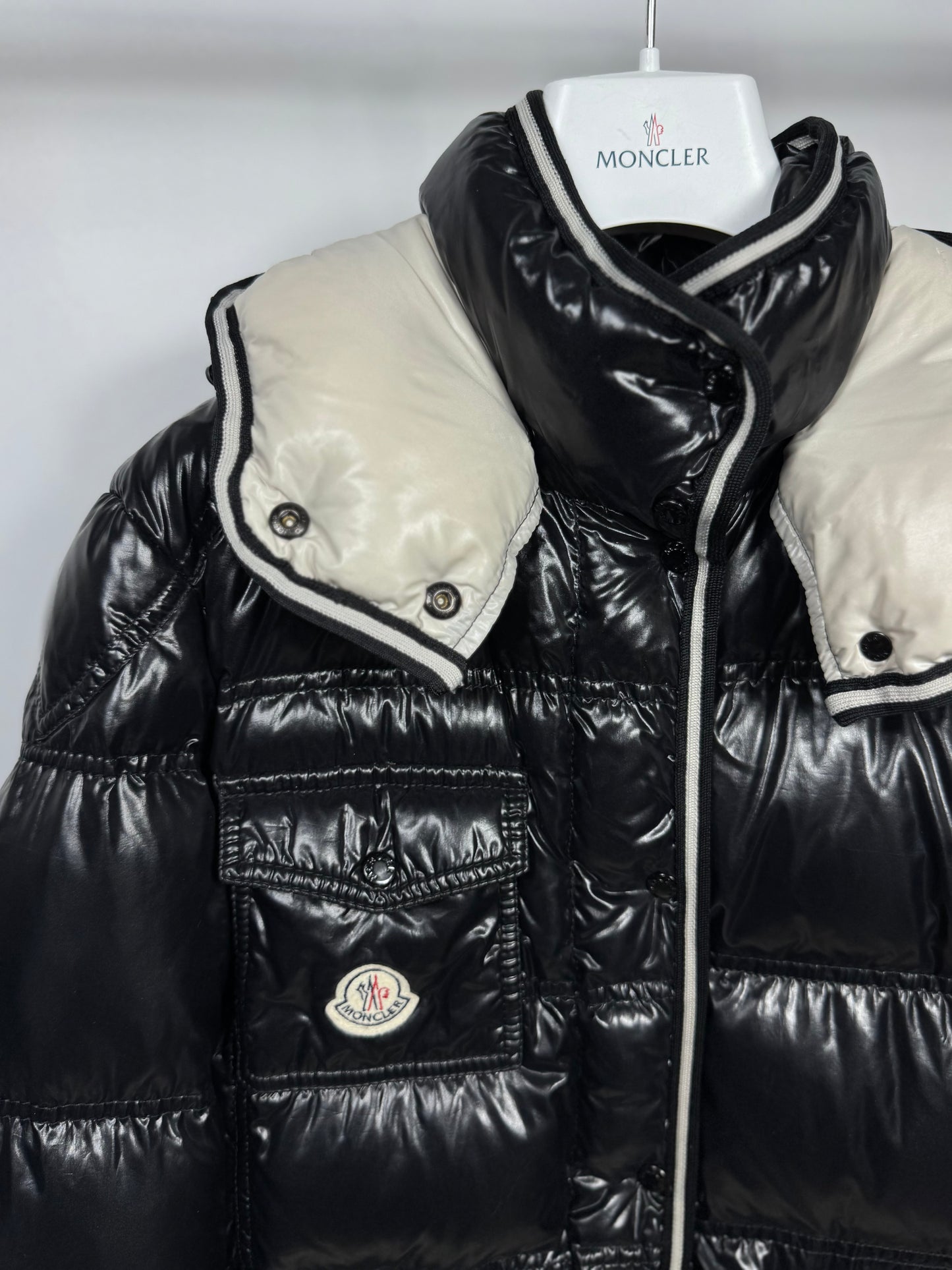Moncler Quincy Jacket - Size 3
