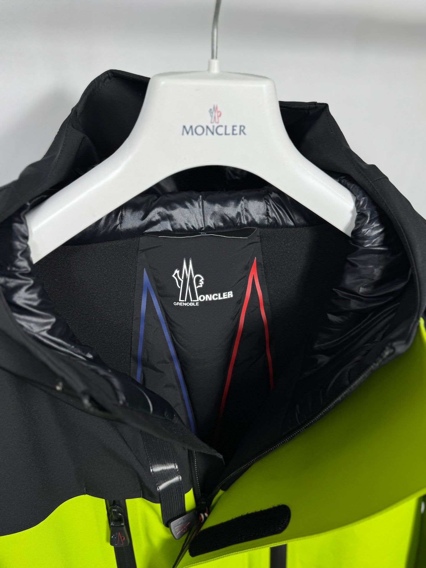 Moncler Grenoble Cerniat Jacket - Size 5