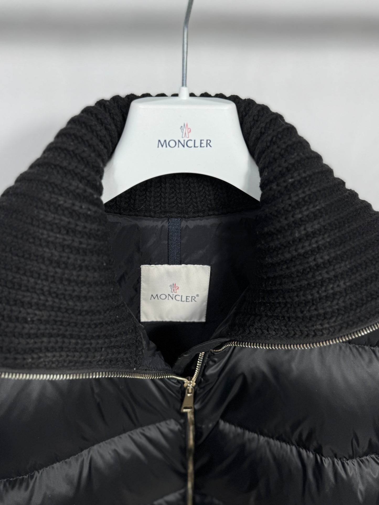 Moncler Laburnum Jacket - Size 4