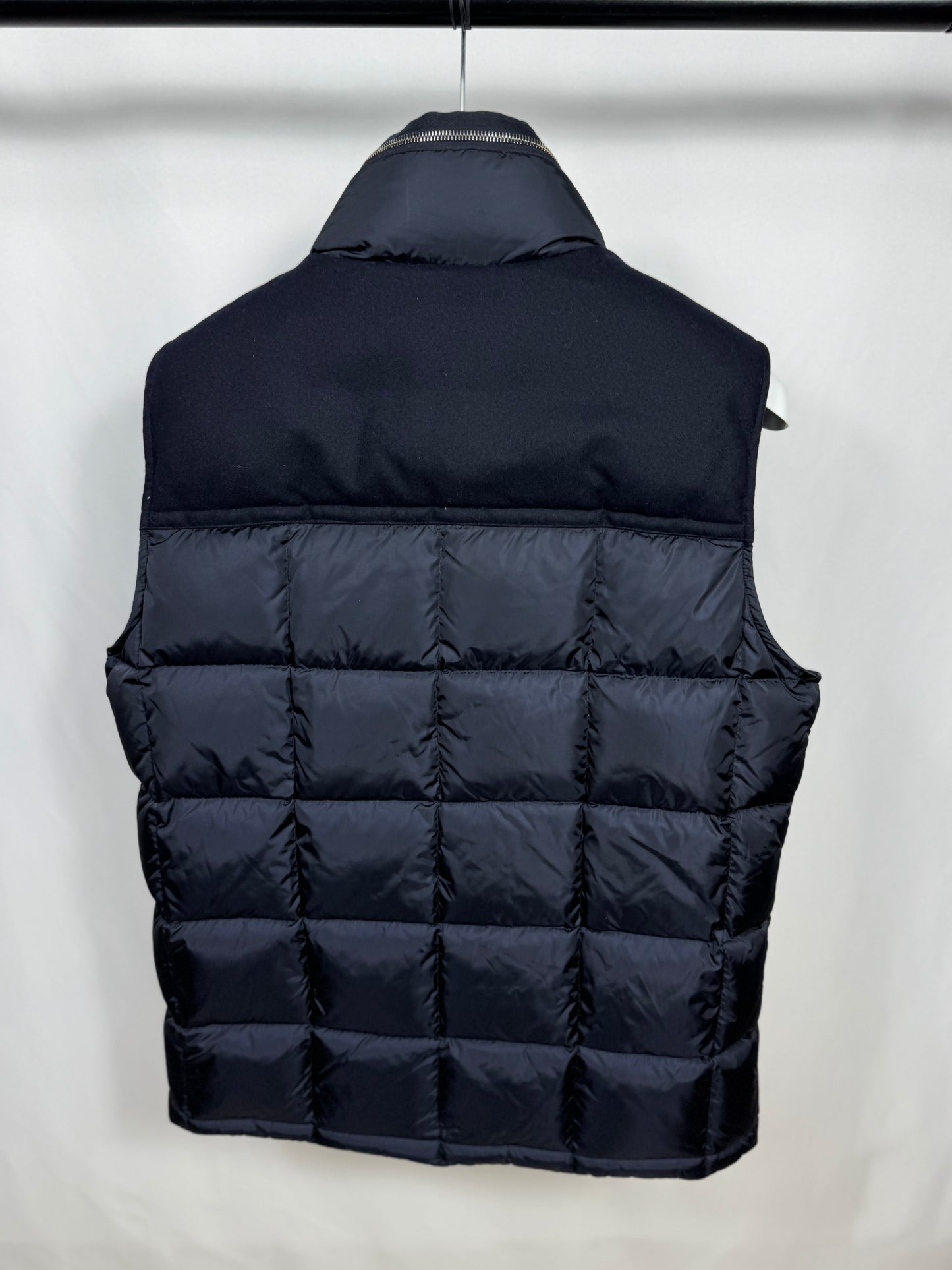 Moncler Cesar Gilet - Size 4