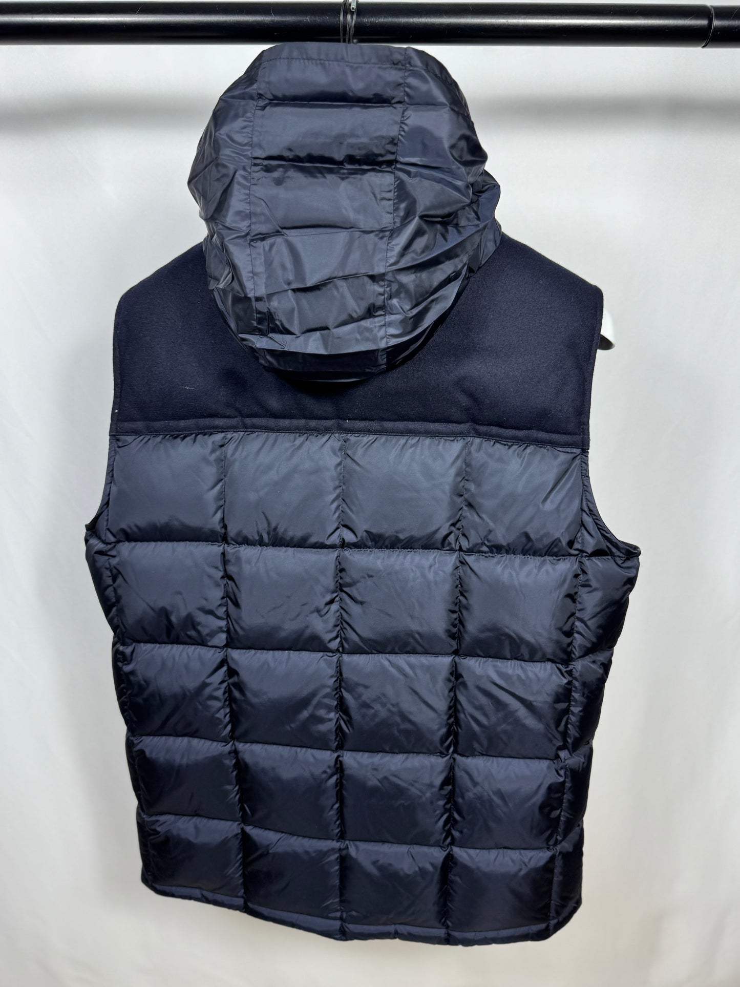 Moncler Cesar Gilet - Size 4