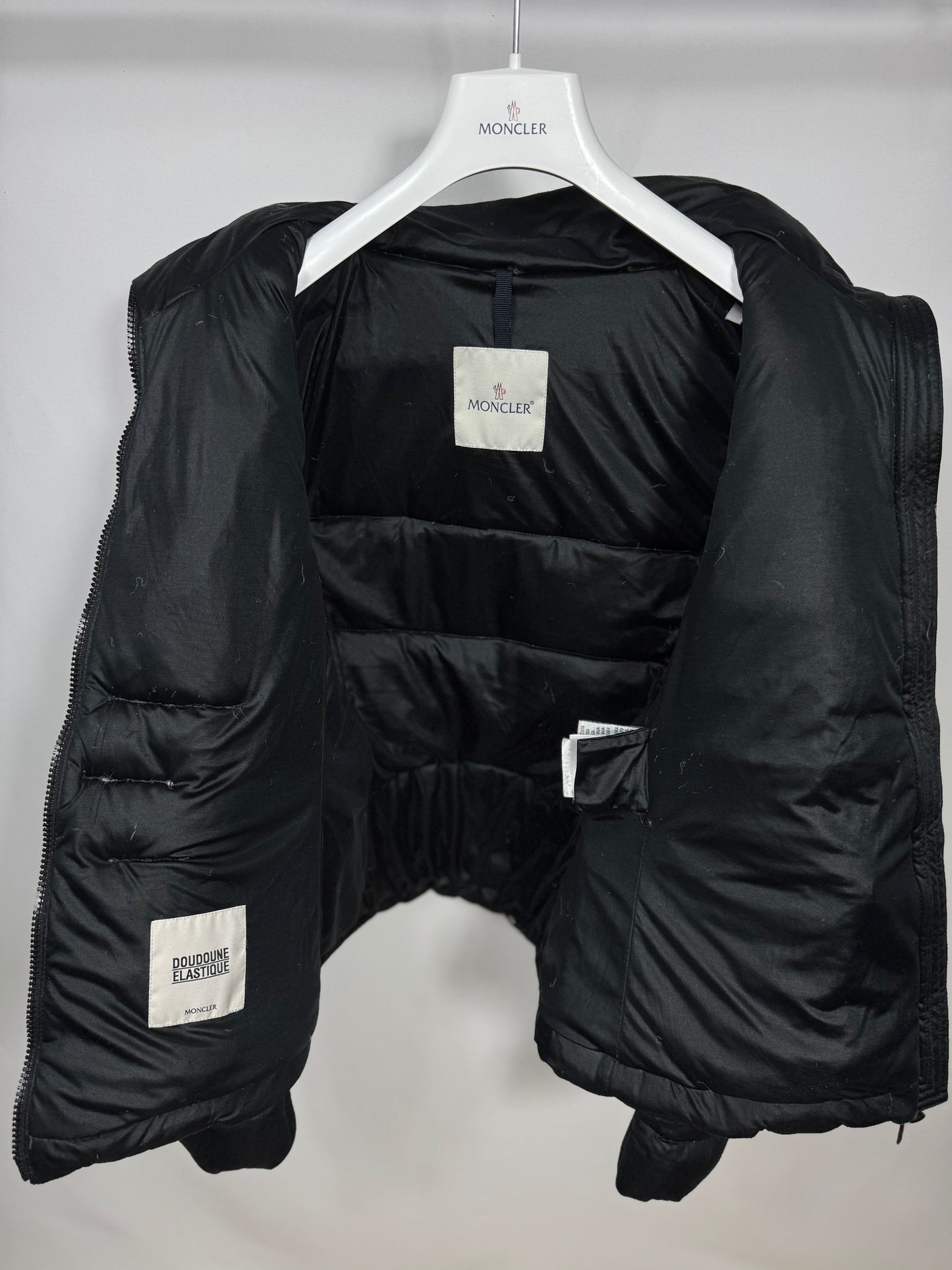 Moncler Suisse Jacket - Size 3