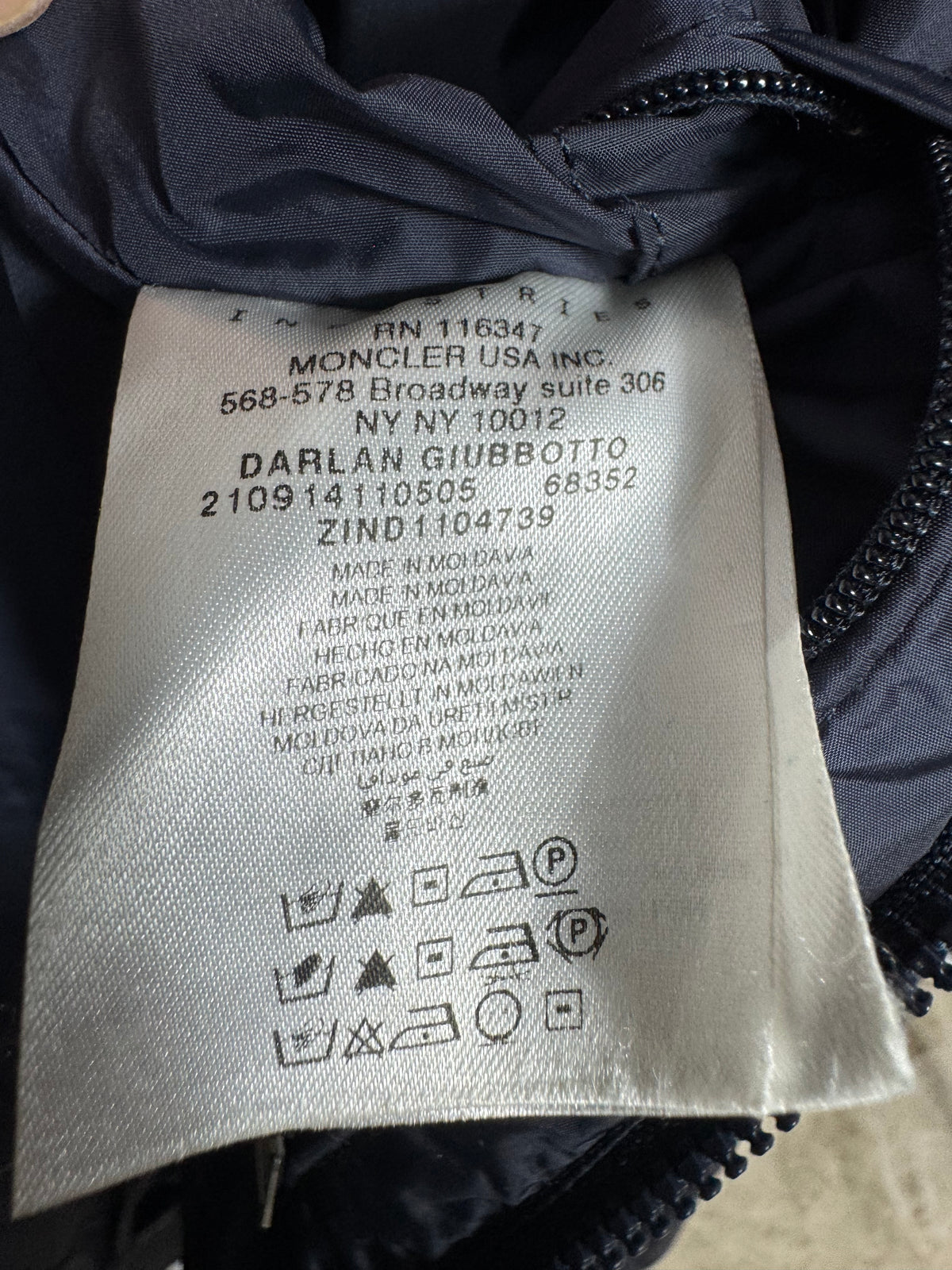 Moncler Darlan Jacket - Size 2