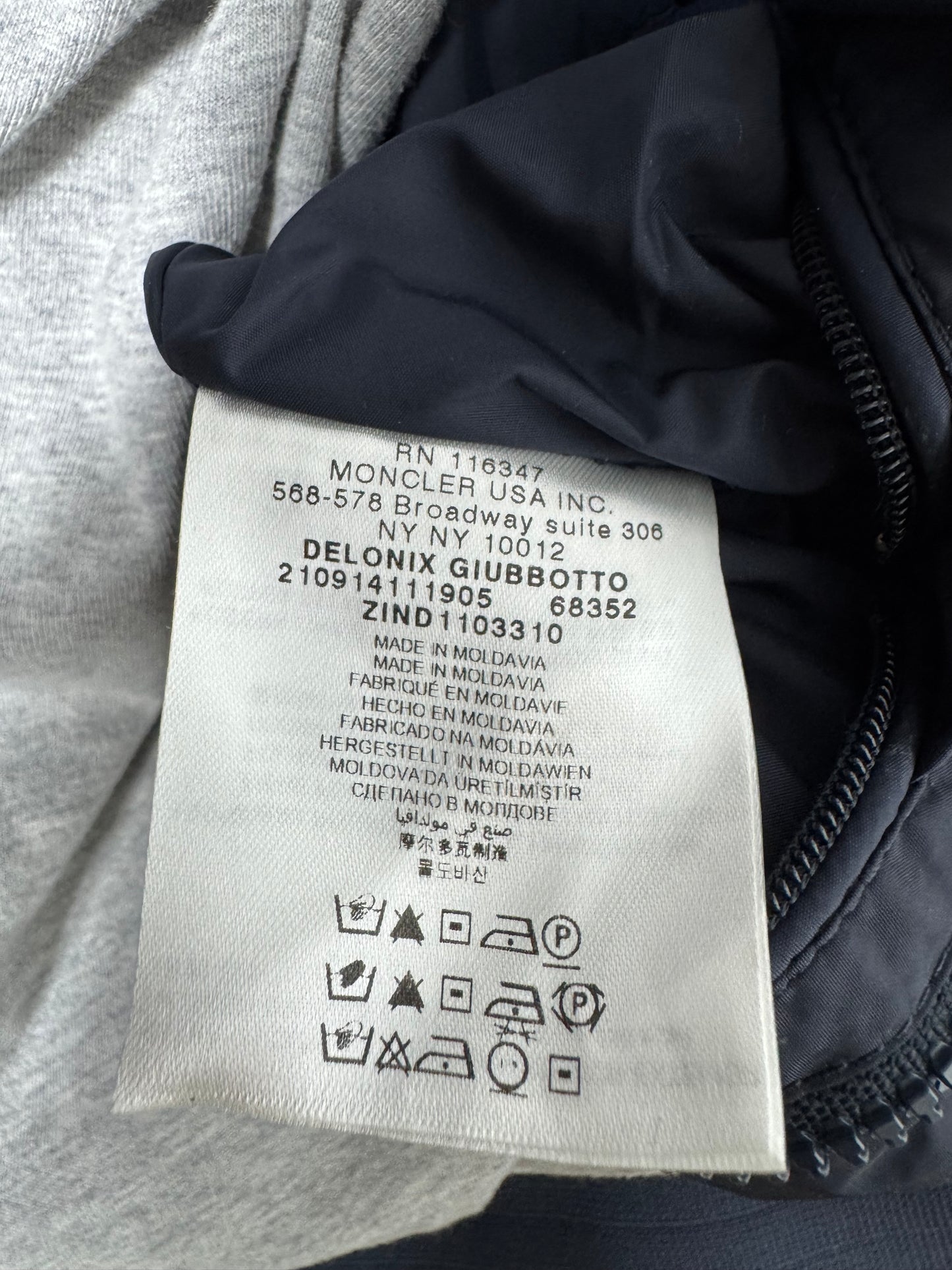 Moncler Delonix Jacket - Size 3