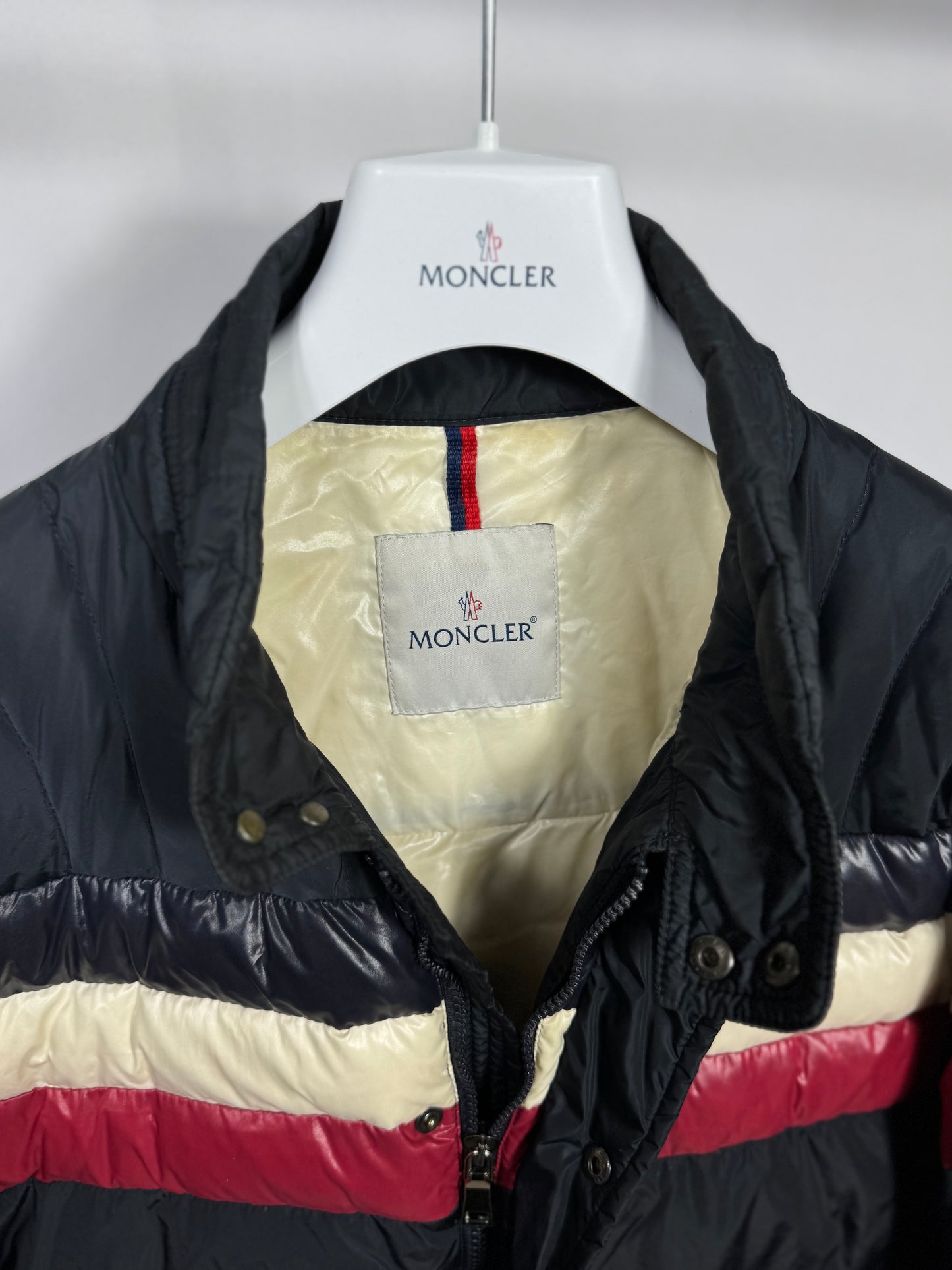 Moncler Menuire Jacket - Size 5