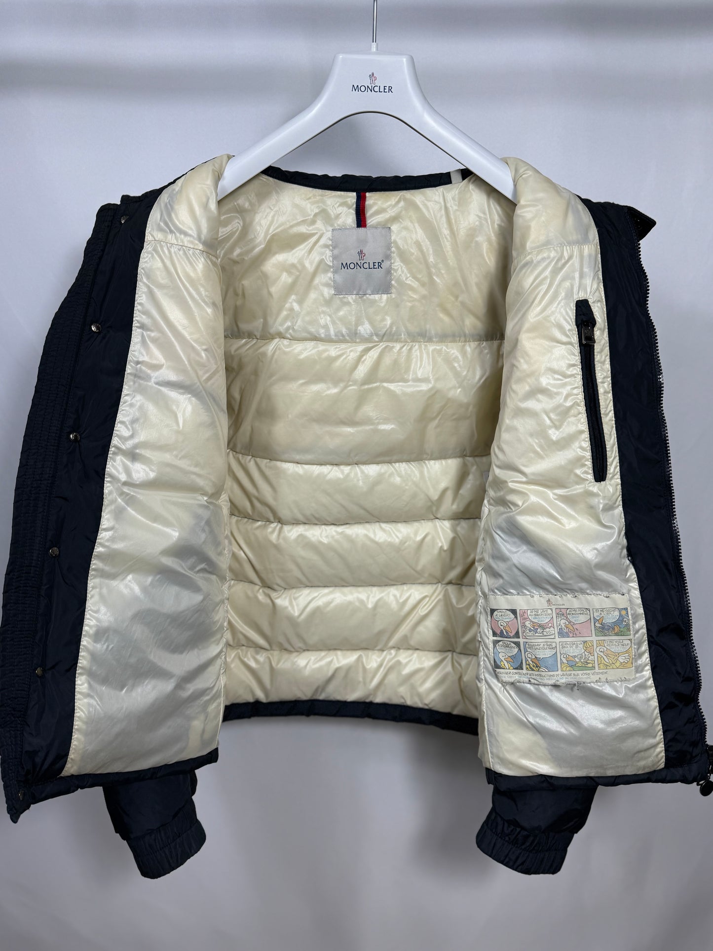 Moncler Menuire Jacket - Size 5