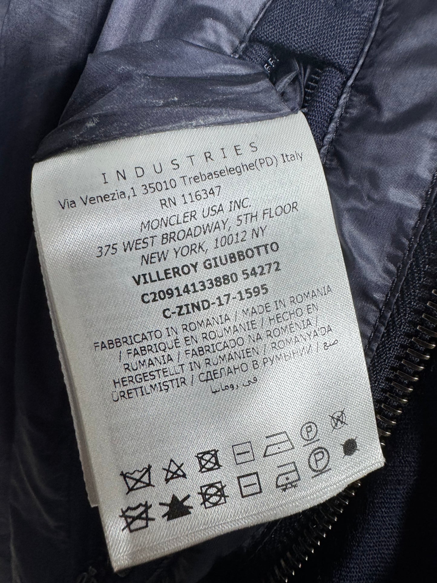 Moncler Villeroy Jacket - Size 2